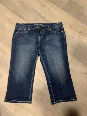 Maurices Dark Blue Cropped Jeans